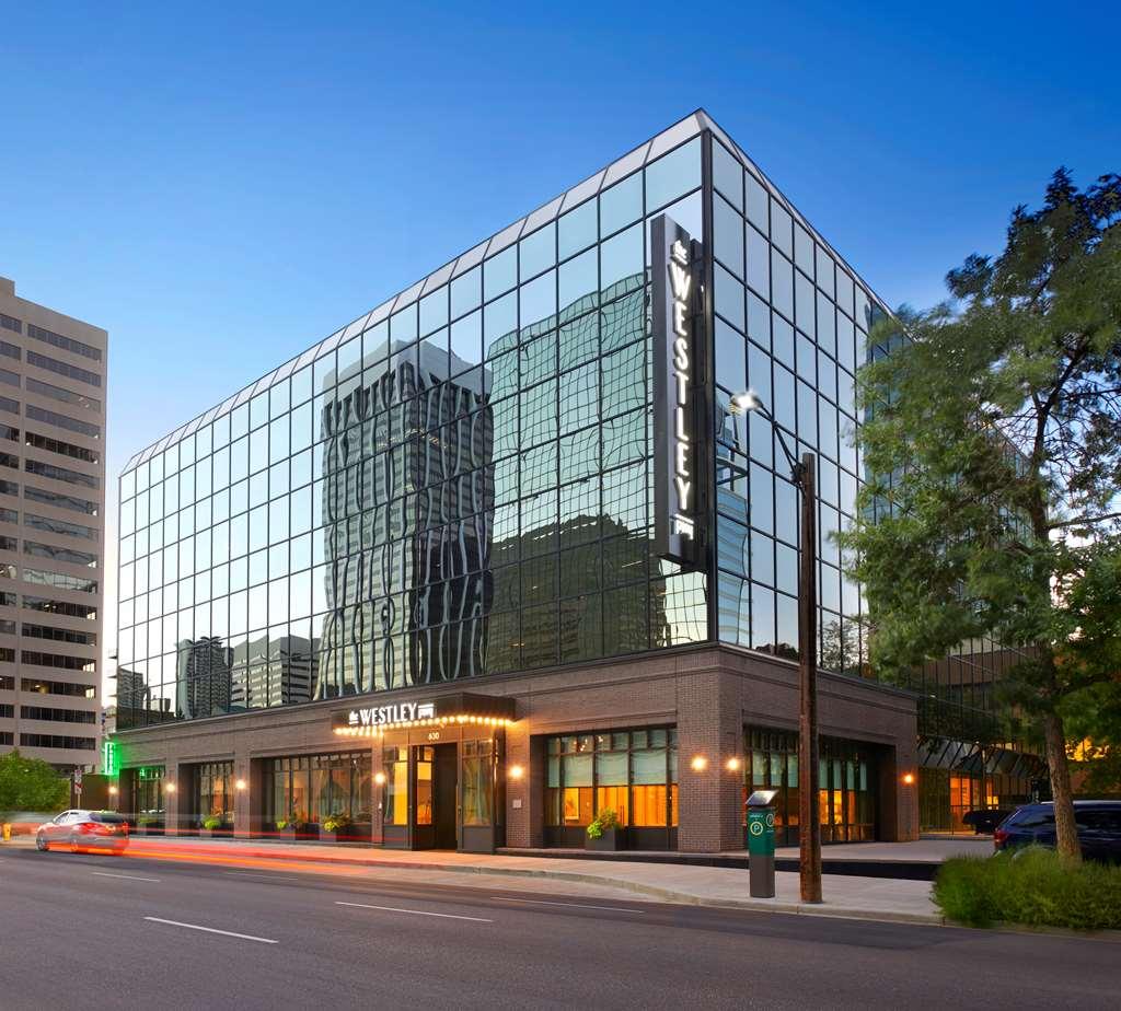 The Westley Calgary Downtown, Tapestry Collection By Hilton Hotel Exterior photo